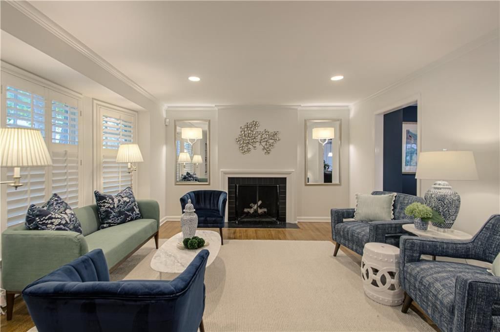 1204 W 70th Street — photo 3