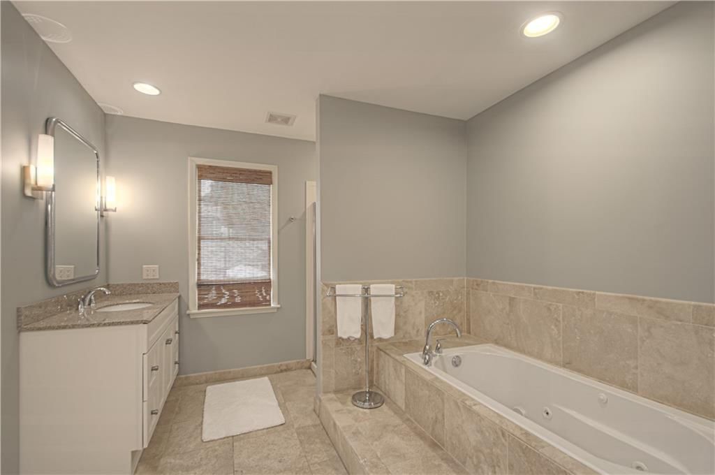 1204 W 70th Street — photo 25