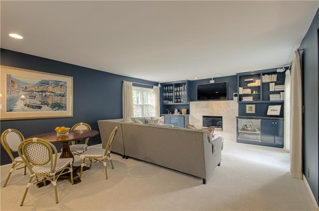 1204 W 70th Street — photo 9