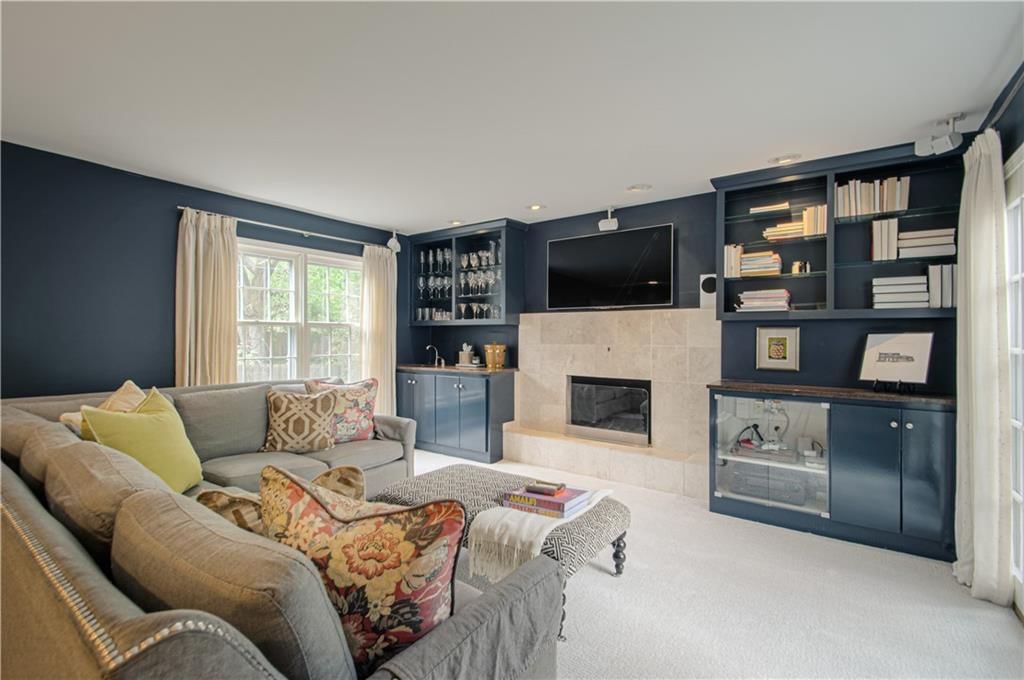 1204 W 70th Street — photo 10
