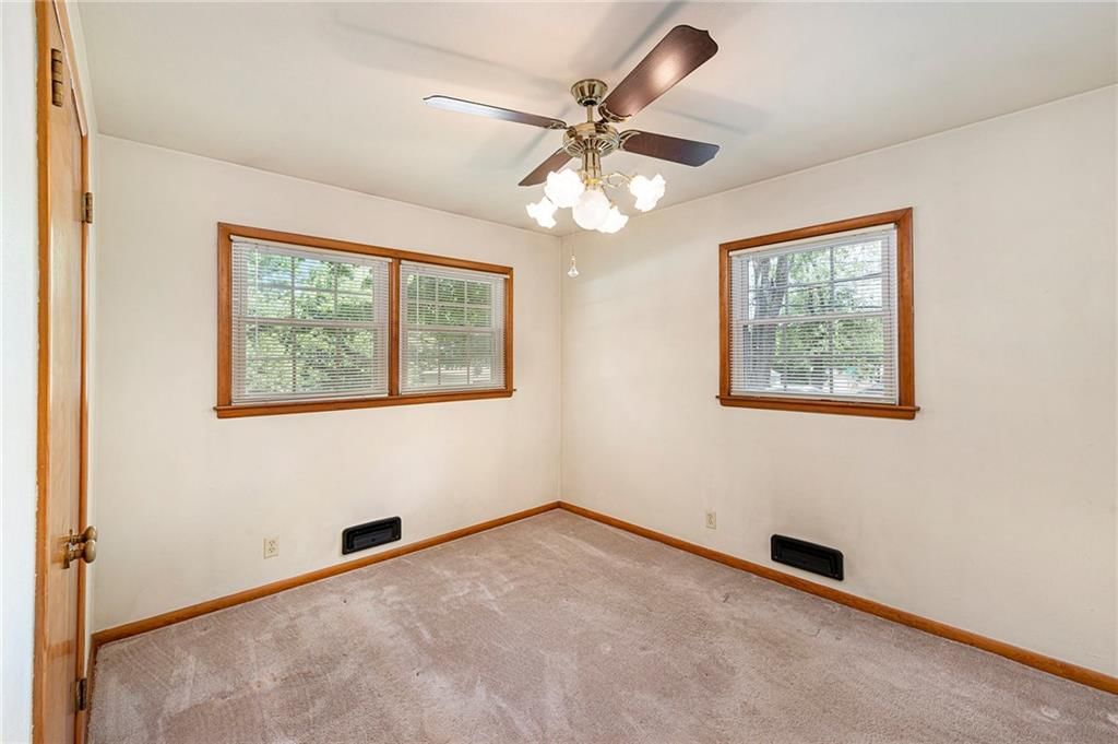 8201 W 89th Street — photo 10