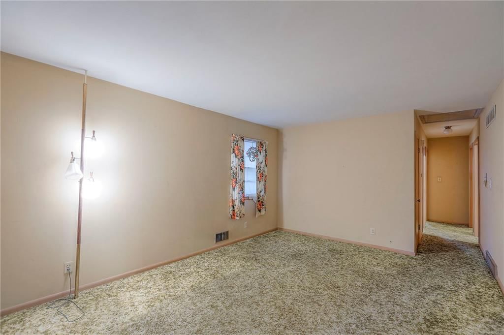 8901 McGee Street — photo 3