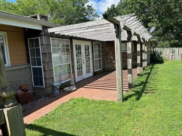 303 Highland Drive — photo 26