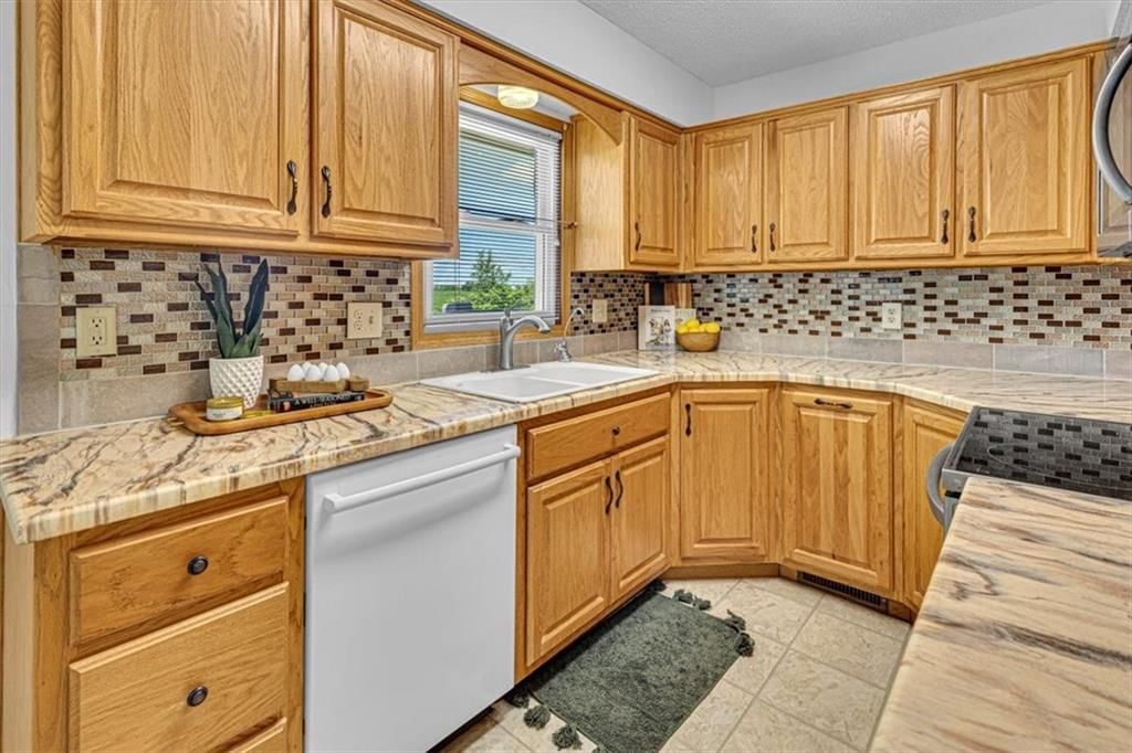 304 Elm Street — photo 15