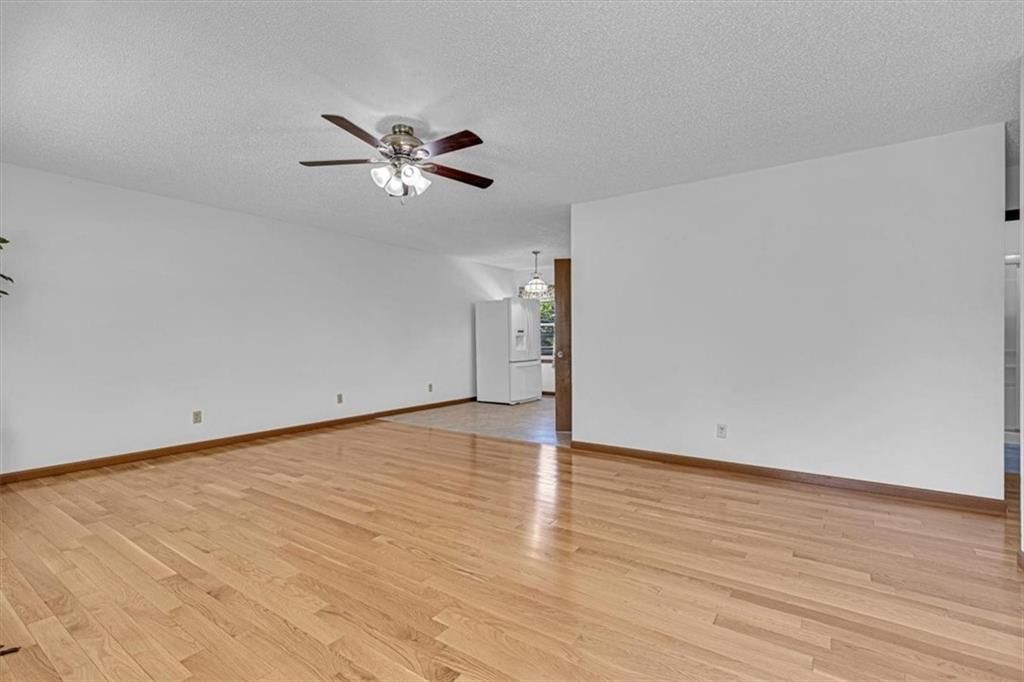 304 Elm Street — photo 8