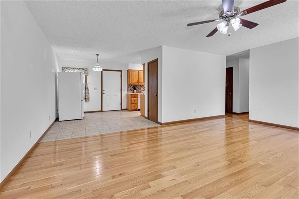 304 Elm Street — photo 9