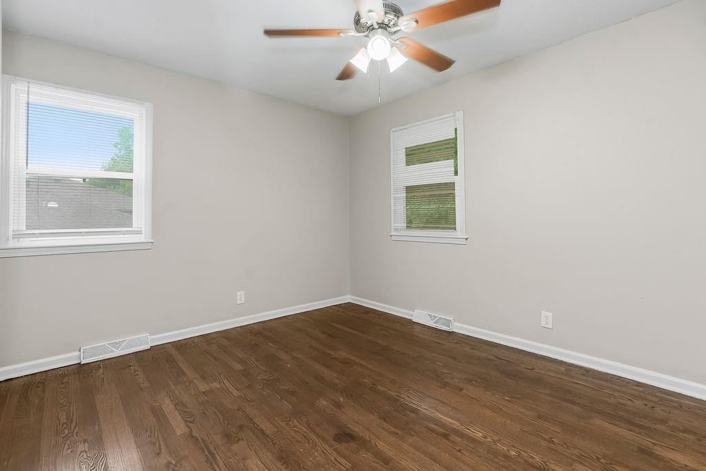 13309 Winchester Avenue — photo 18