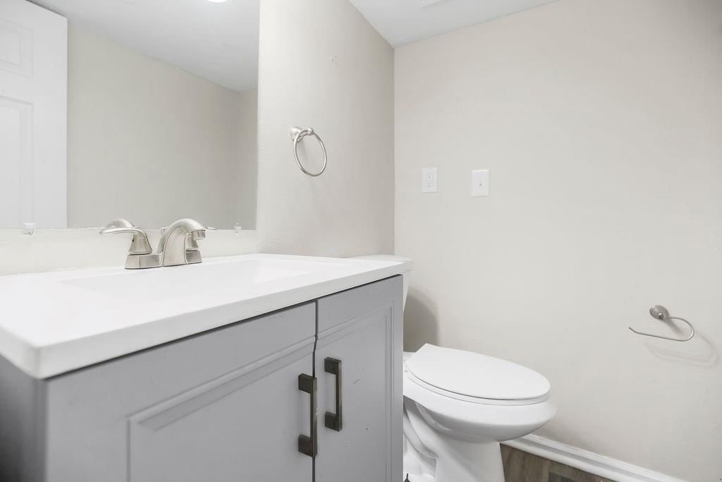 13309 Winchester Avenue — photo 23