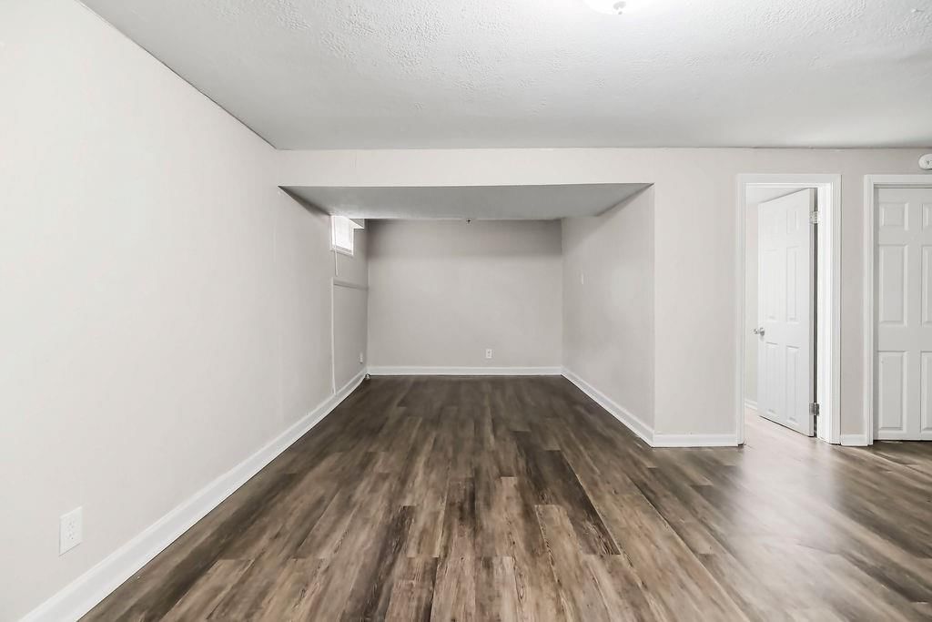 13309 Winchester Avenue — photo 25