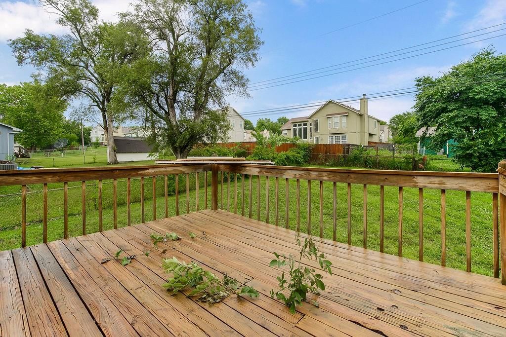 13309 Winchester Avenue — photo 33