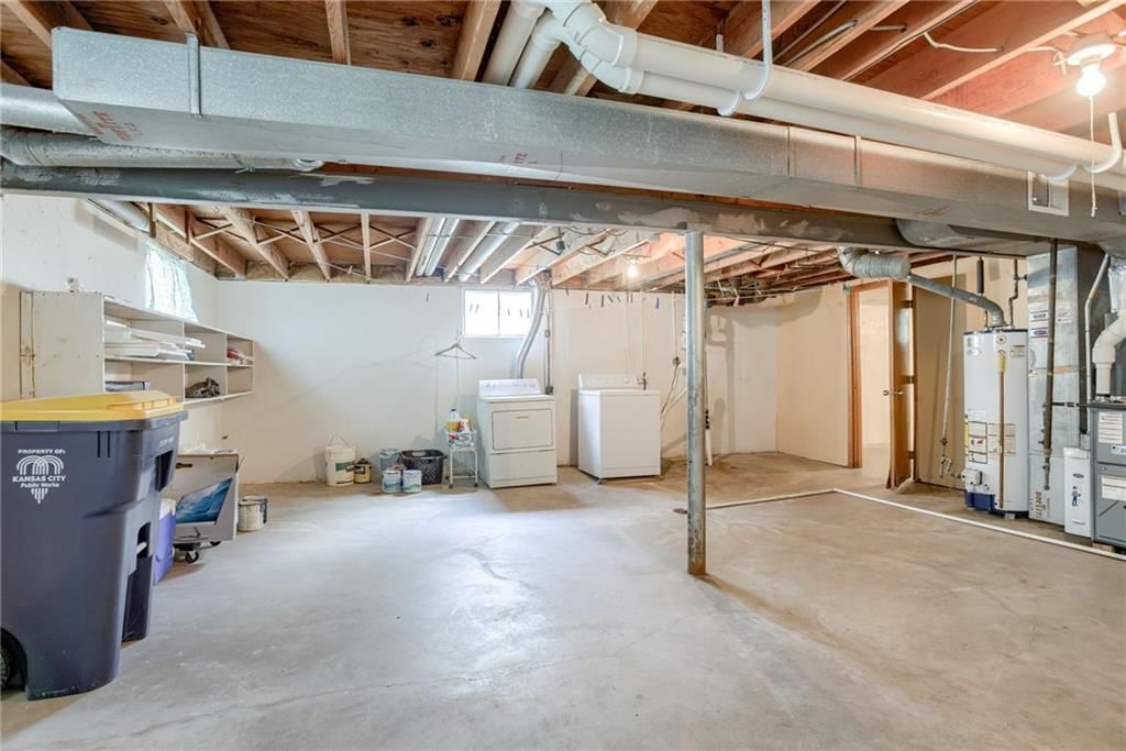 8617 E 52nd Street — photo 28
