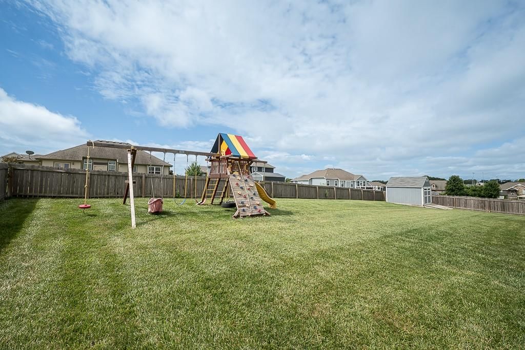 14167 Ashbury Court — photo 28