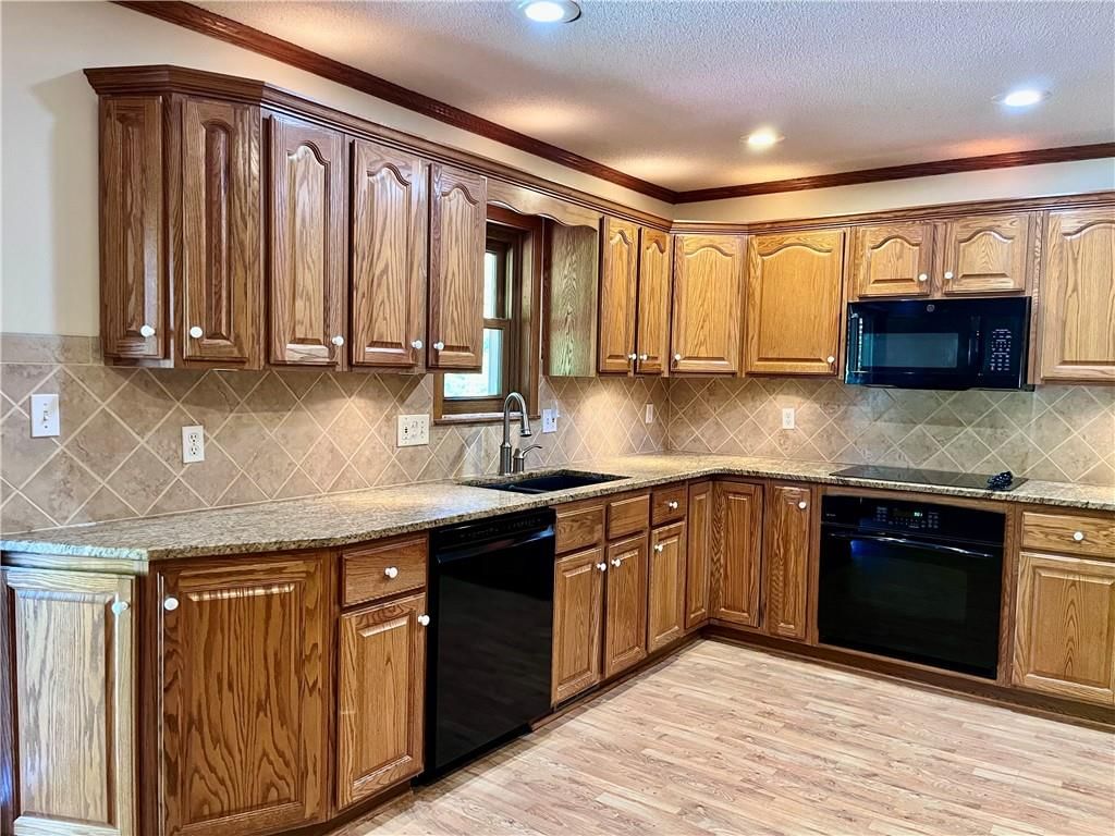 11510 Ridge Drive — photo 8