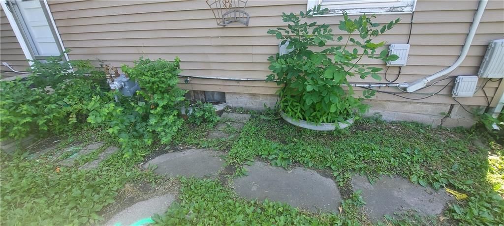 214 S Ridgeview Road — photo 21