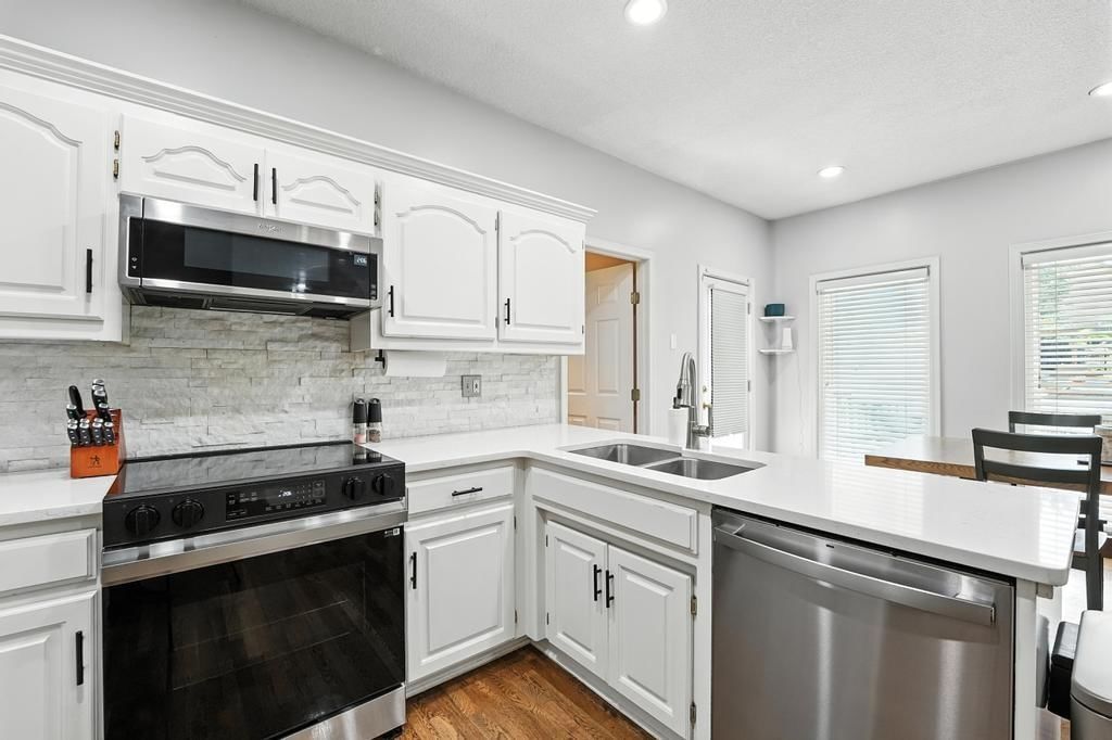 5136 NE Ash Grove Drive — photo 13