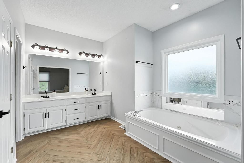 5136 NE Ash Grove Drive — photo 21
