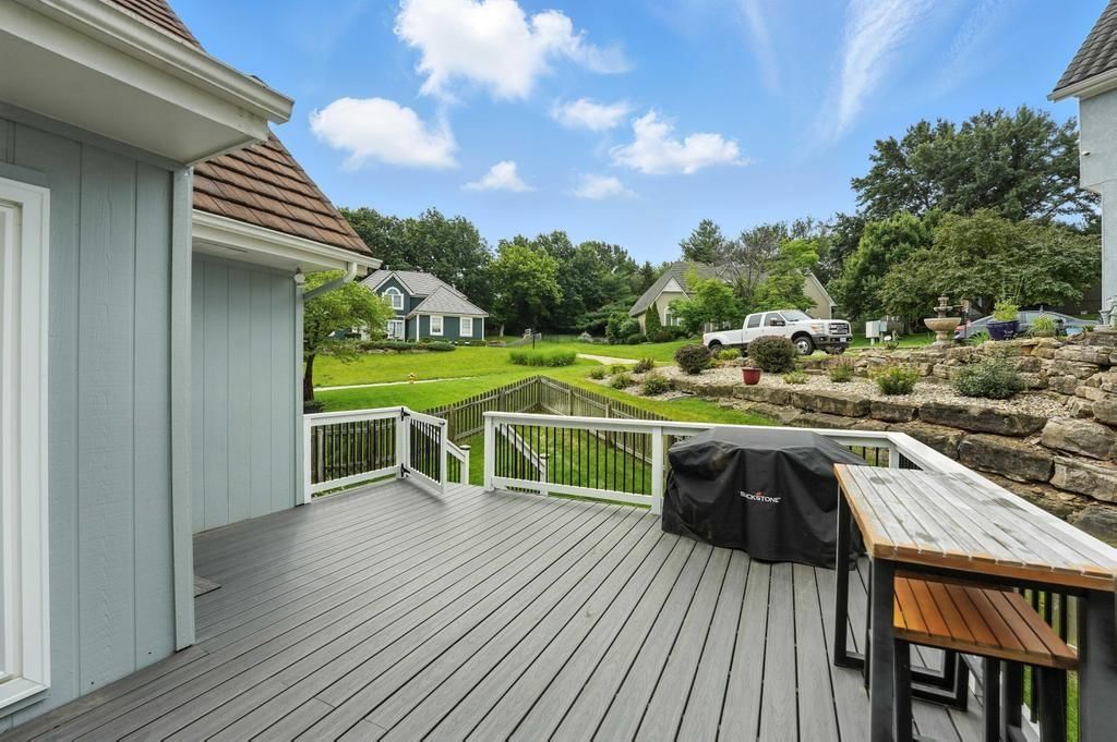 5136 NE Ash Grove Drive — photo 38