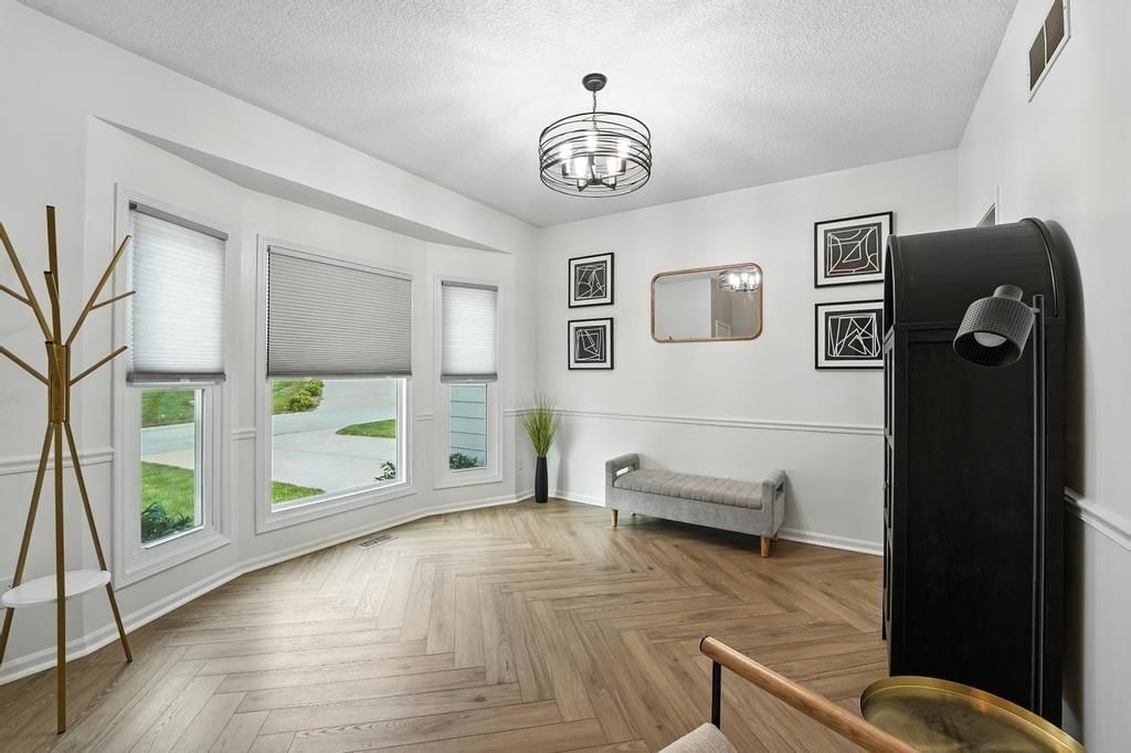 5136 NE Ash Grove Drive — photo 5