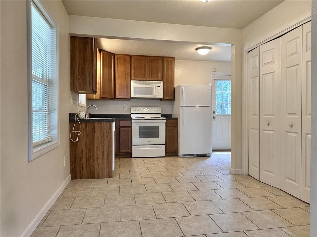 400 Webster Street — photo 4