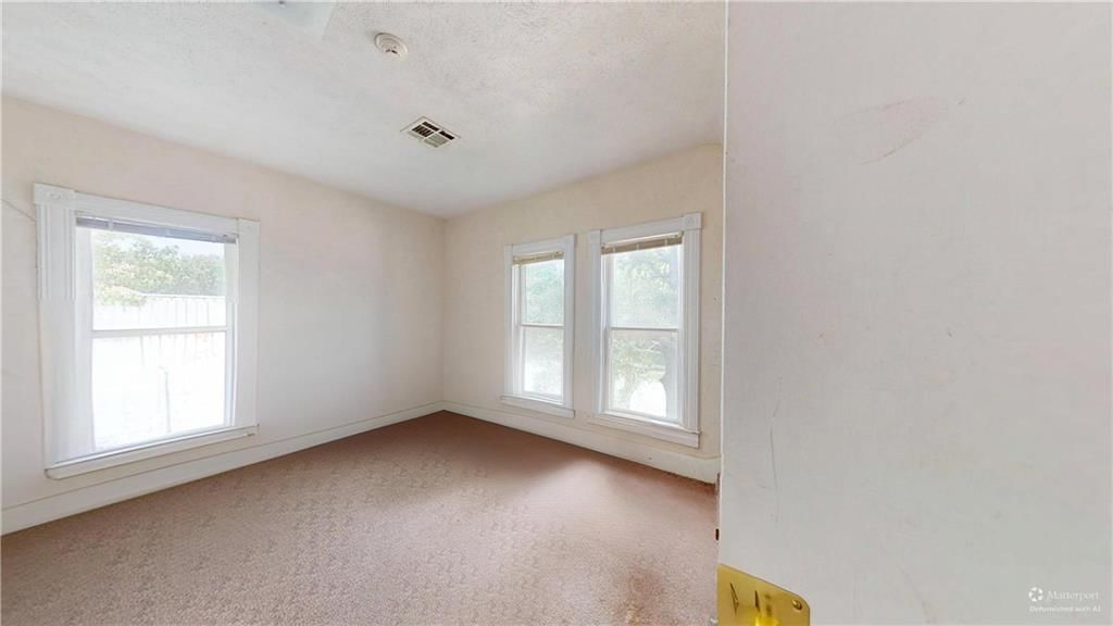 420 N Washington Street — photo 26