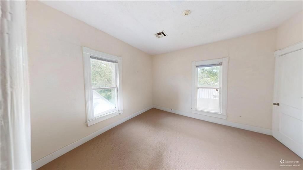 420 N Washington Street — photo 31