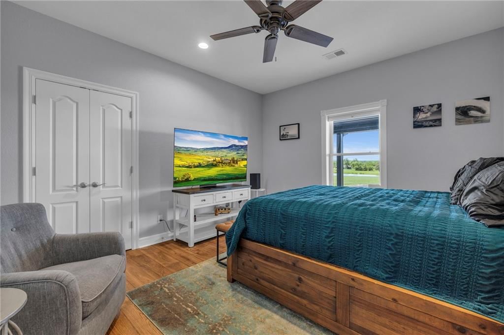 2385 Pleasant Valley Drive — photo 33