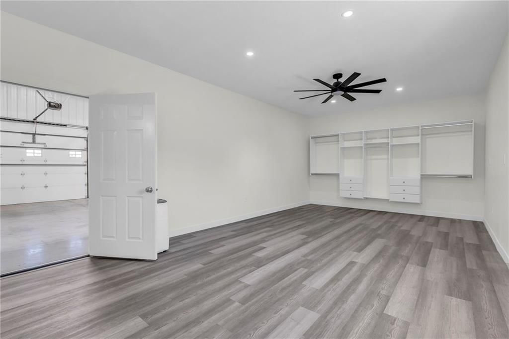 2385 Pleasant Valley Drive — photo 43