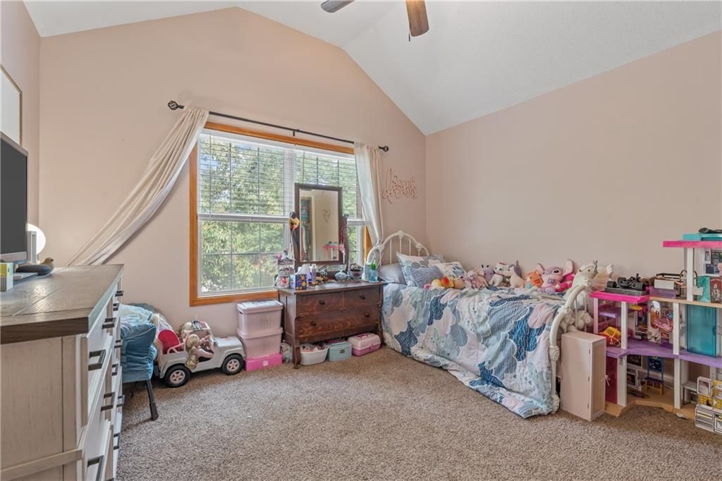 2728 Bishop Street — photo 25