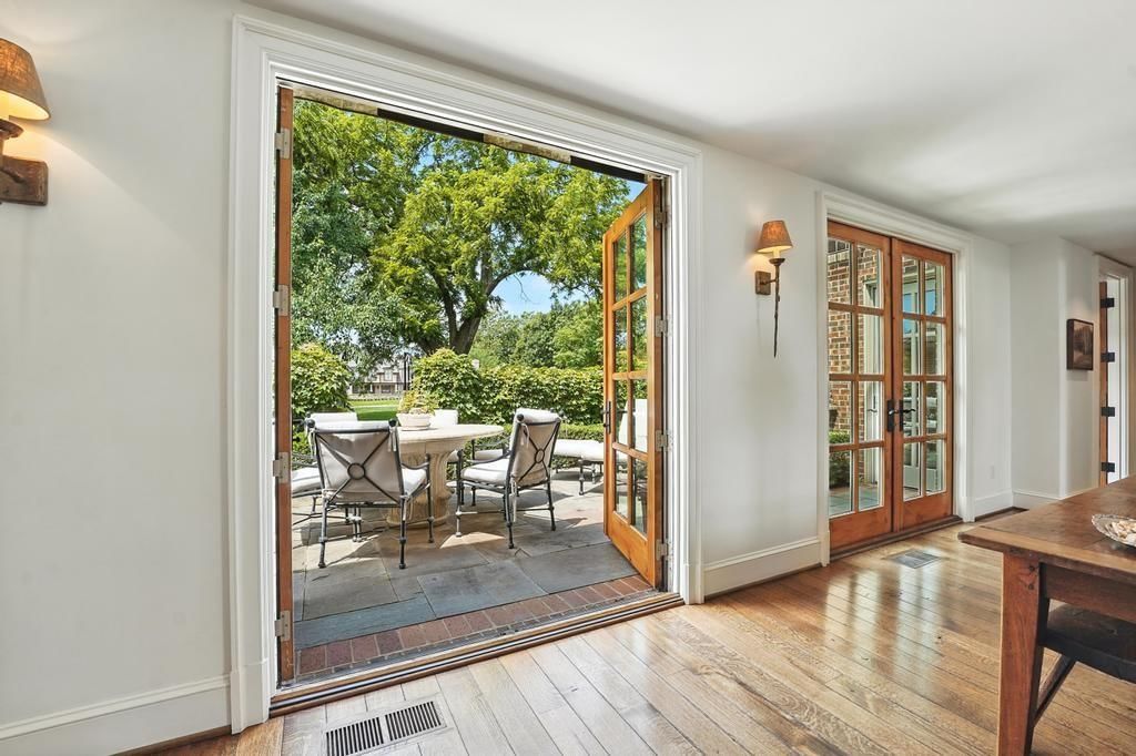 28 Le Mans Court — photo 17