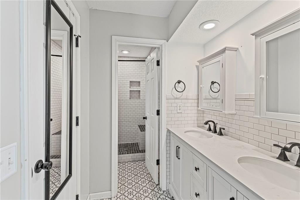1703 Bluestem Circle — photo 16