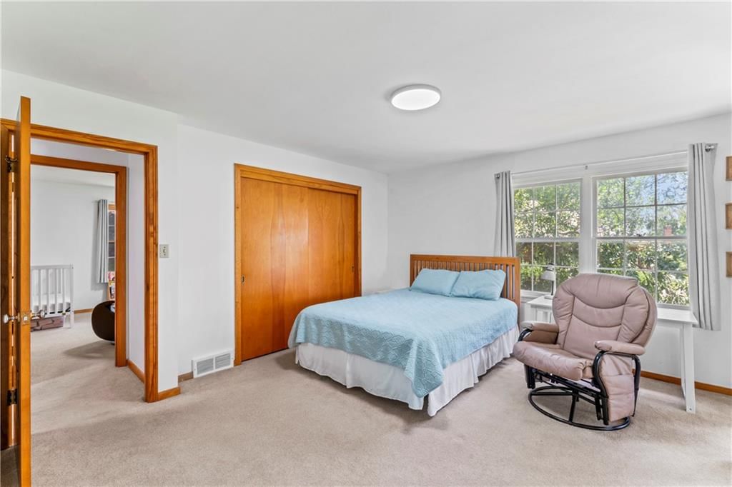 4706 Hedges Avenue — photo 28