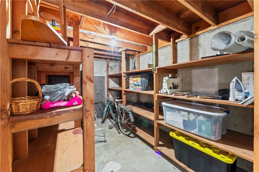 4706 Hedges Avenue — photo 44