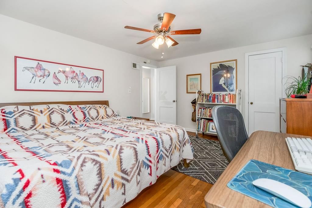 420 E 63RD Terrace — photo 12