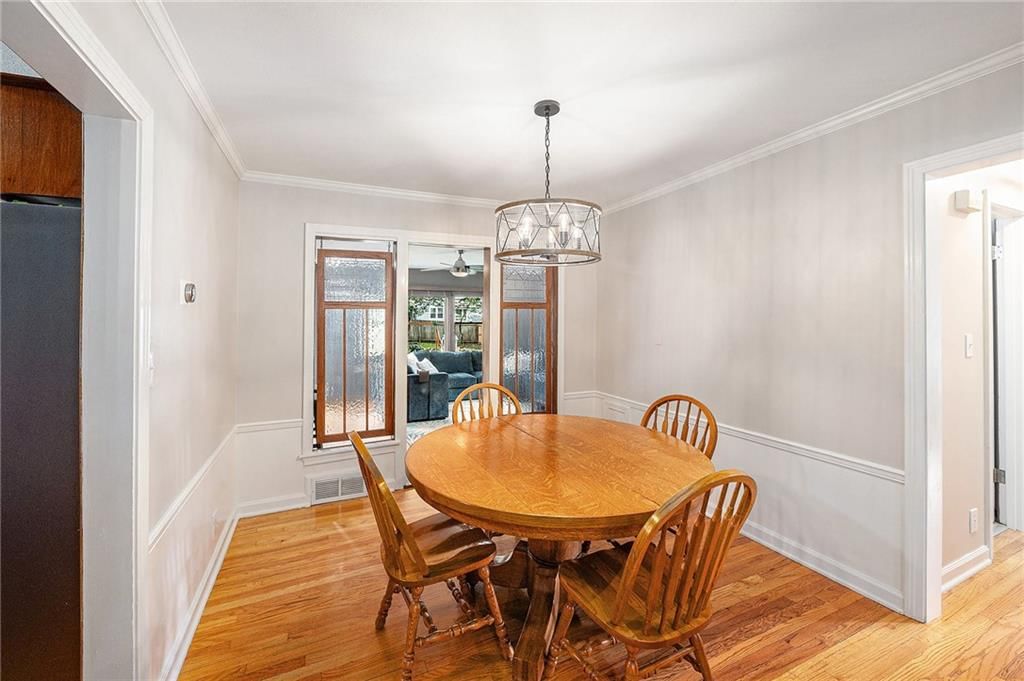 2524 Somerset Drive — photo 5