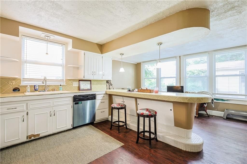 2517 Felix Street — photo 13