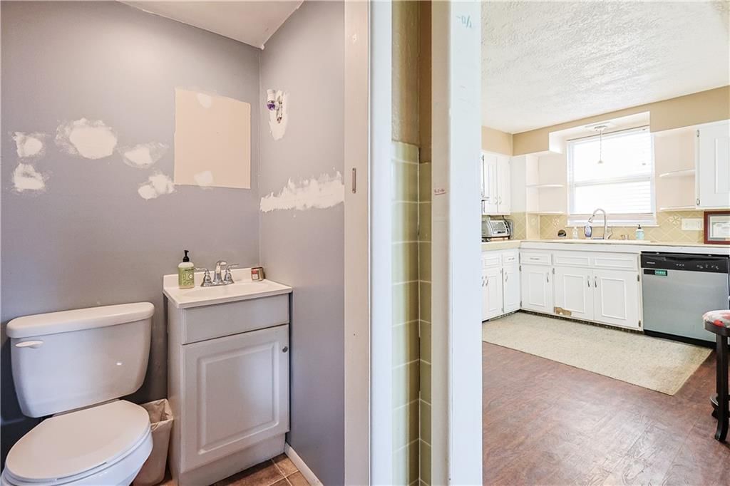 2517 Felix Street — photo 20
