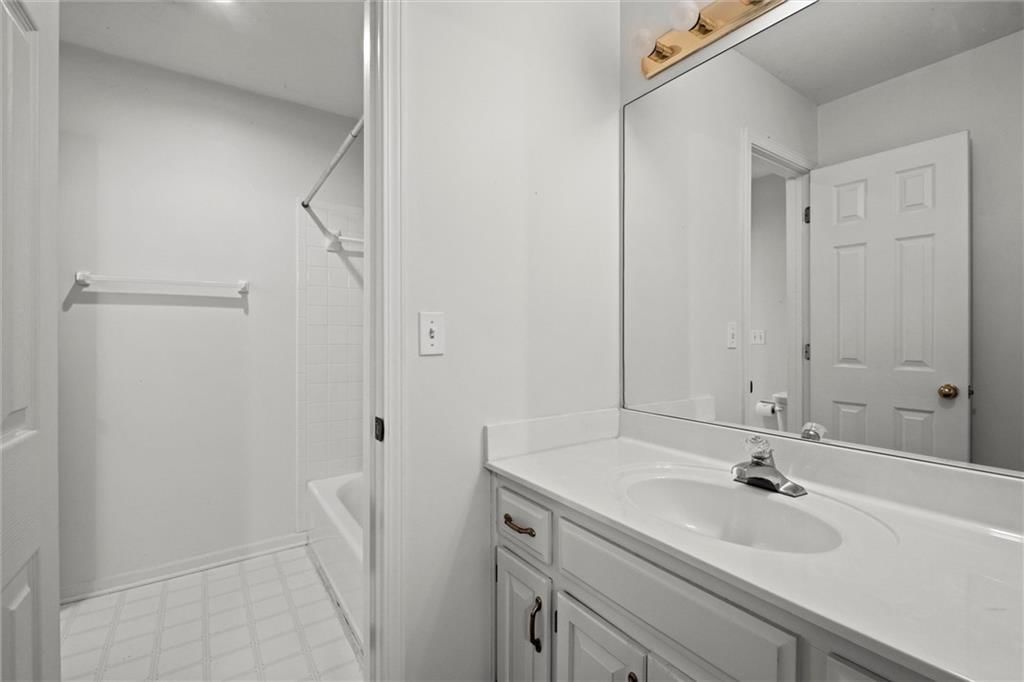 7812 Deer Run N/A — photo 26