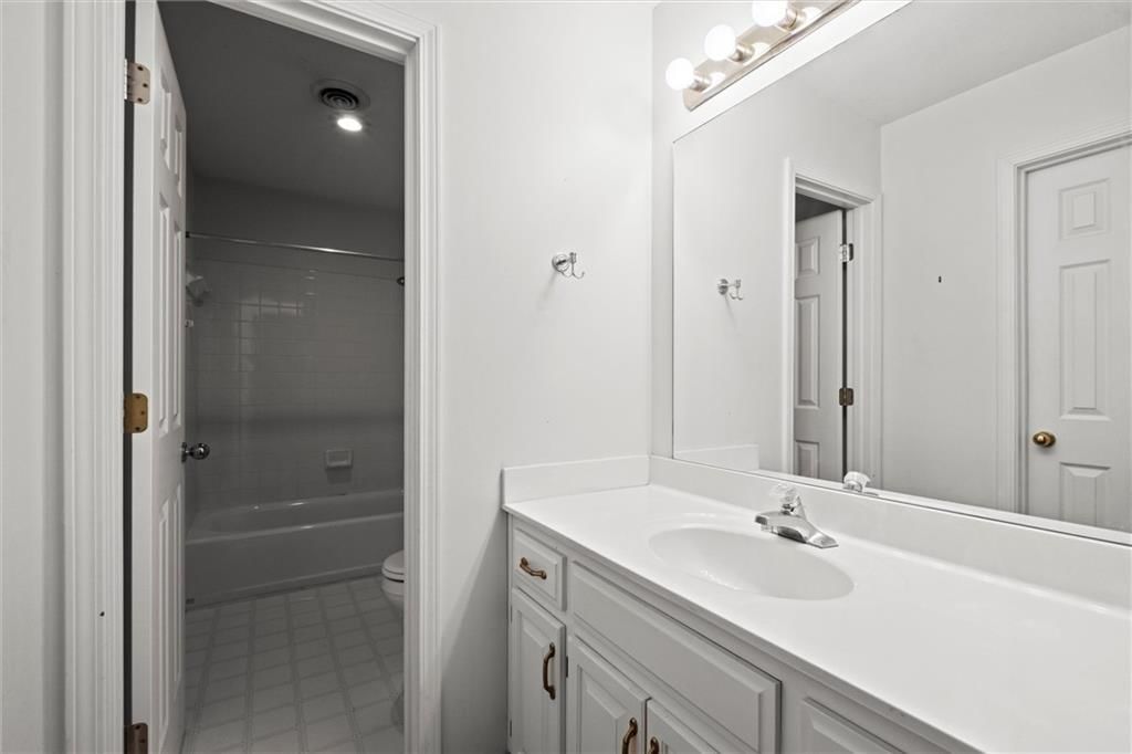7812 Deer Run N/A — photo 27