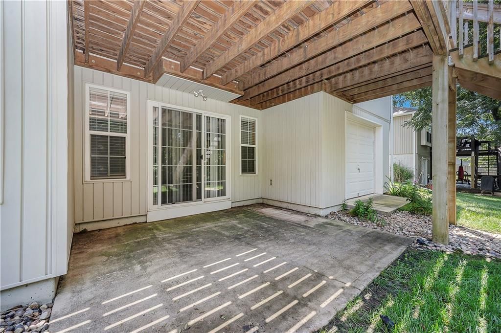 4102 N 108th Street — photo 27