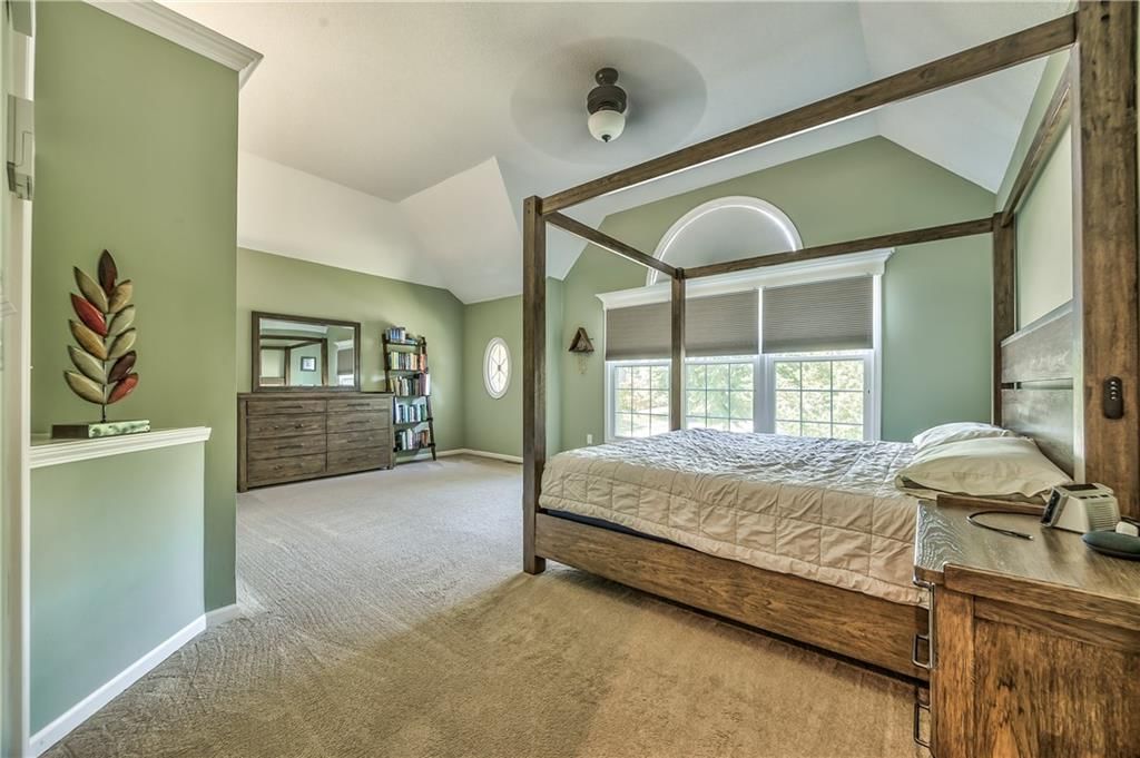 5231 Chouteau Street — photo 18