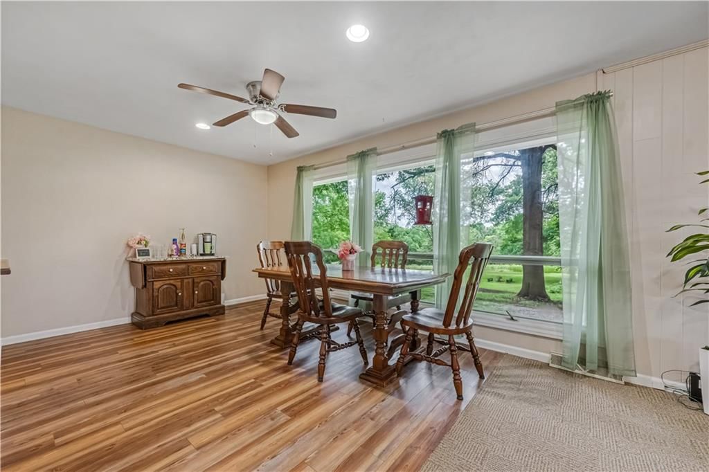 401 E Montgomery Street — photo 13