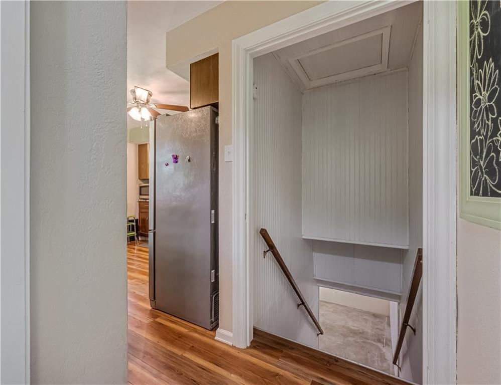 401 E Montgomery Street — photo 32