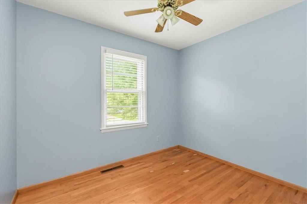 7900 E 92nd Terrace — photo 15