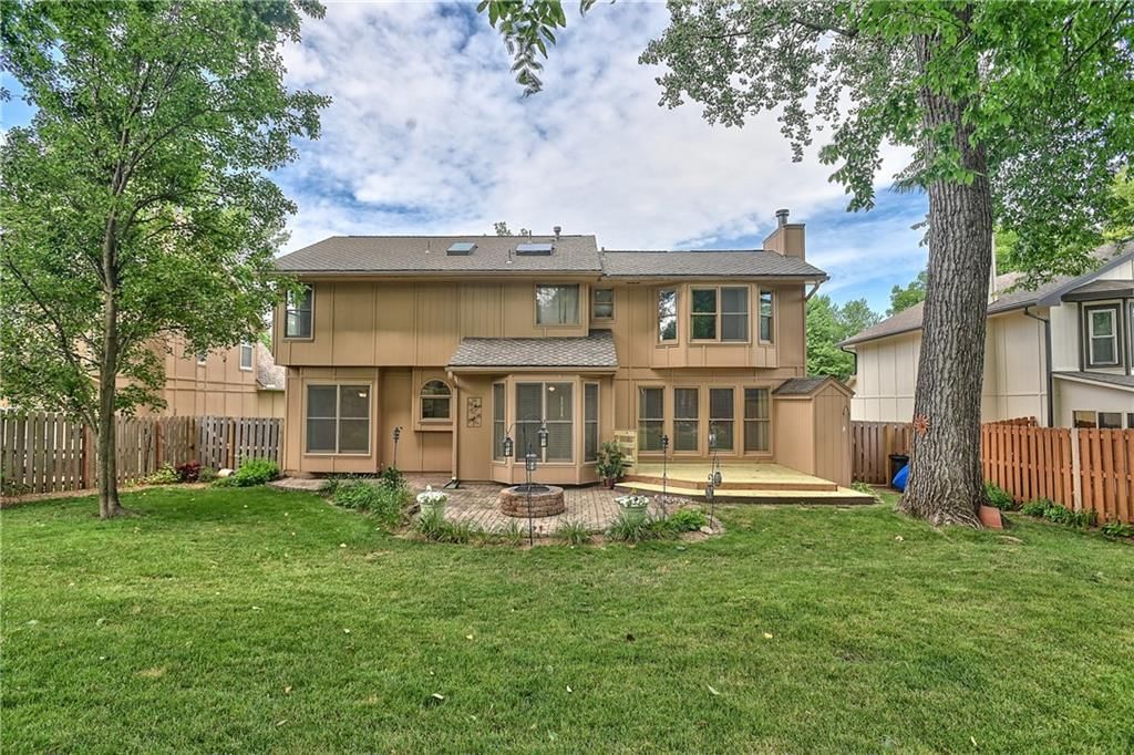 6305 N Indiana Avenue — photo 42
