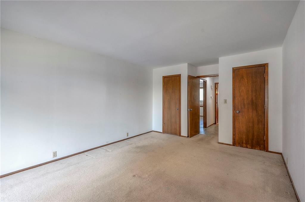 462 W 104th Street — photo 17