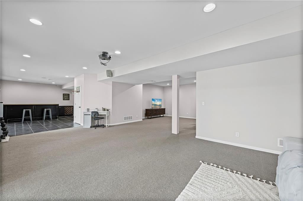 8628 N Eastern Avenue — photo 38
