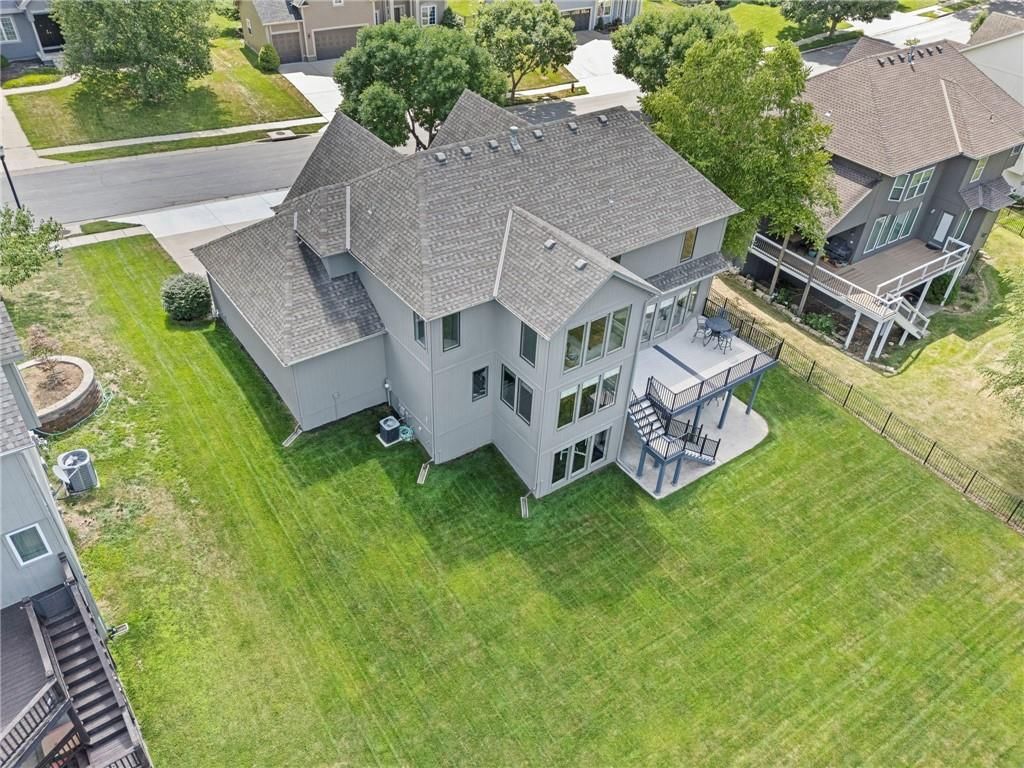 8628 N Eastern Avenue — photo 49