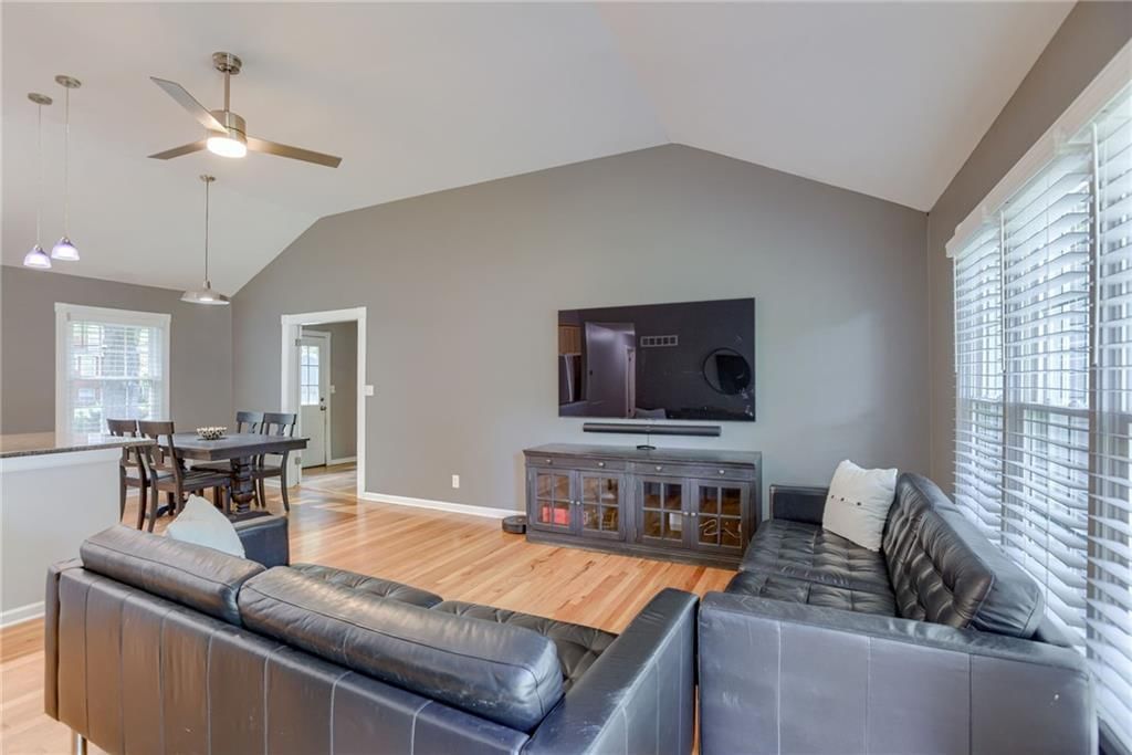 7929 LAMAR Avenue — photo 7