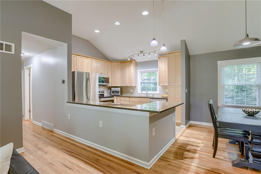 7929 LAMAR Avenue — photo 10