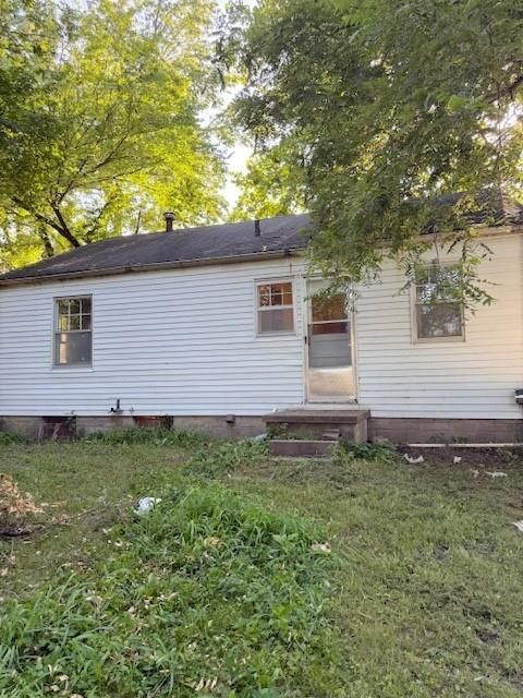 1705 S Walnut Street — photo 20